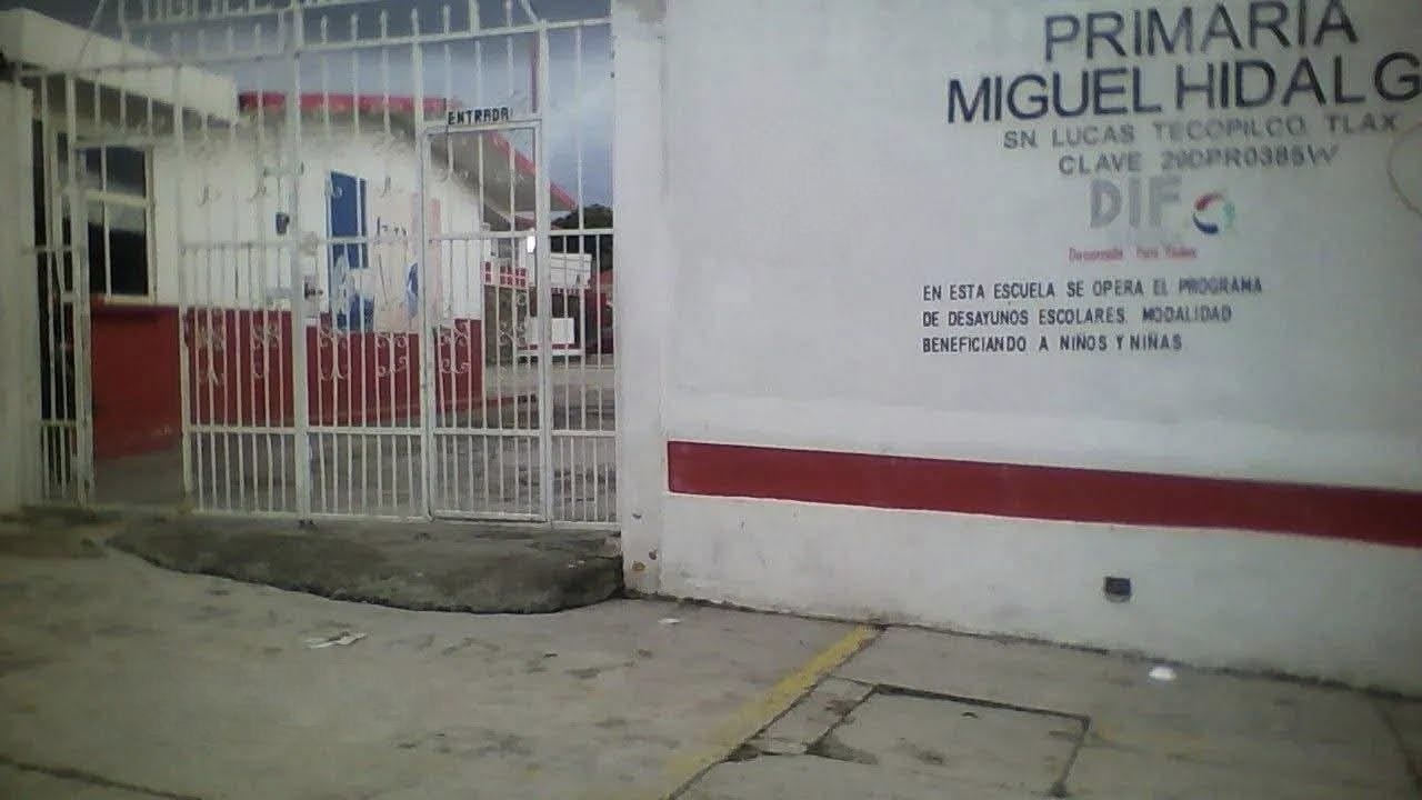 Suspenden clases presenciales en primaria de Tecopilco tras graves disturbios causados por un adulto